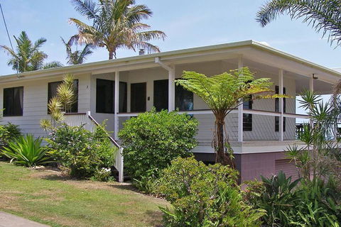 AMITY TREETOPS - Accommodation Port Macquarie 3