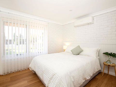 Anacapri - Pet Friendly - Opposite Beach - Fireplace - Accommodation Port Macquarie 4