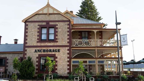 Anchorage Seafront Hotel - Accommodation Port Macquarie 0