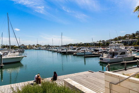 Anchorage Villa - Pet Friendly Marina Townhouse By The Beach - Accommodation Port Macquarie 2