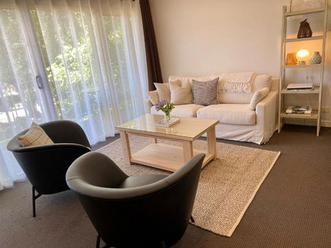 Angaston Mews Apartments - Accommodation Port Macquarie 0