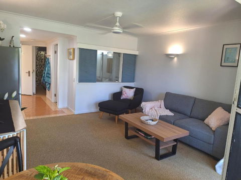 Apartment 12 On Trinity Beach - Accommodation Port Macquarie 2
