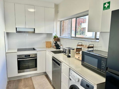 Apartment In Bondi Beach-StayBay - Accommodation Port Macquarie 3