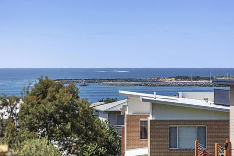 Apollo Bay Getaway - Accommodation Port Macquarie 2