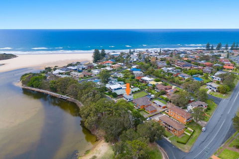 Aqua Cottage - Accommodation Port Macquarie 0