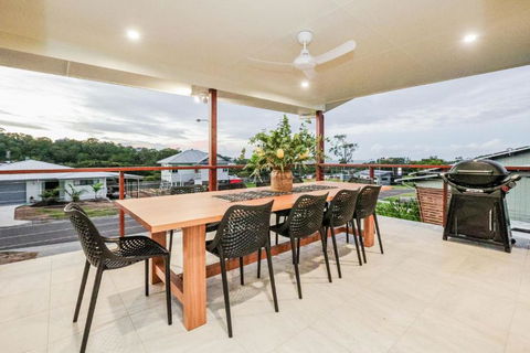 Aquatic Abode - Accommodation Port Macquarie 2