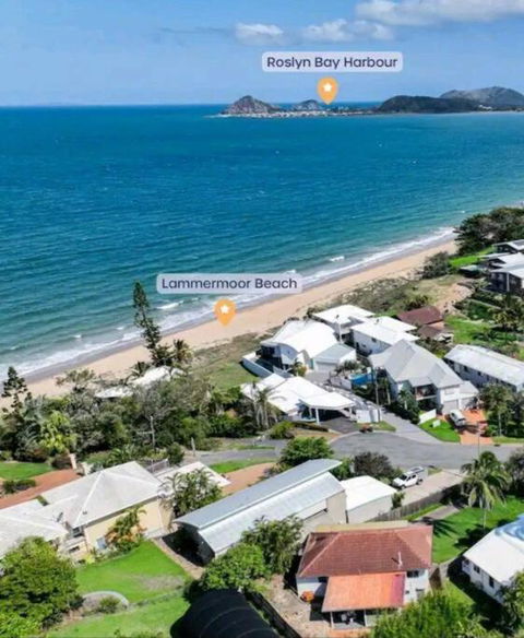 ARay At Cooee Bay - Apt B - Beach House Yeppoon - Accommodation Port Macquarie 0