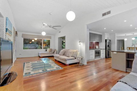 Archies - Private Coastal Sanctuary, Perfect For Familes, Linen Included - Accommodation Port Macquarie 3