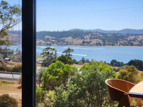 Armalong Winery Chalets - Accommodation Port Macquarie 4