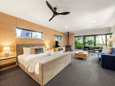 Aroha - Accommodation Port Macquarie 1
