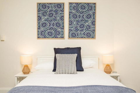Art Deco Apartment Meters Away From The Beach - Accommodation Port Macquarie 3