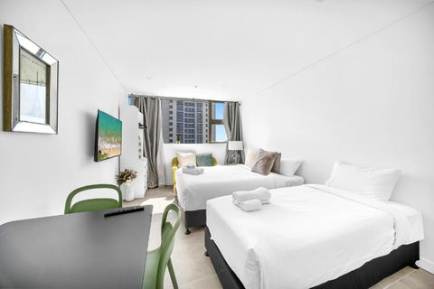 Arthur Hotel Bondi Junction No Reception And House Keeping No Sofa Bed - Accommodation Port Macquarie 1