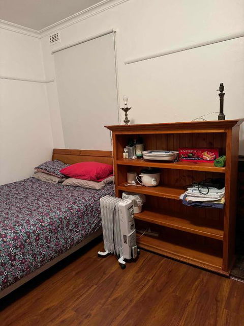 Ashburton Big Room With Shared Bathroom 1 - Accommodation Port Macquarie 2