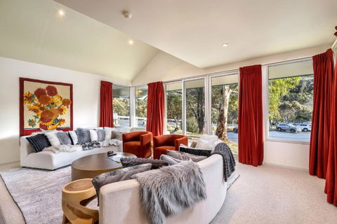 Aspect 5 Chalet A Stones Throw From All Thredbo Has To Offer - Accommodation Port Macquarie 2