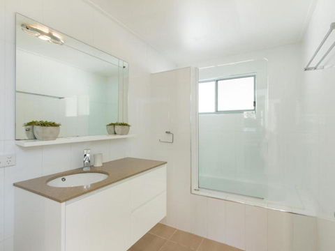At Melaleuca 3 - Accommodation Port Macquarie 1