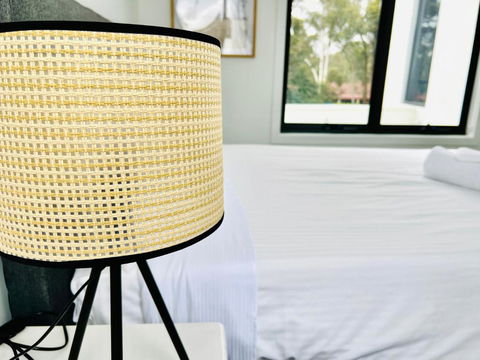 Austral Newly Built Modern 3 Br Home - Accommodation Port Macquarie 4