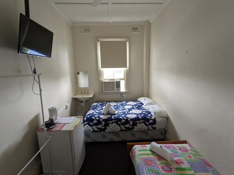 Australian Hotel - Accommodation Port Macquarie 4