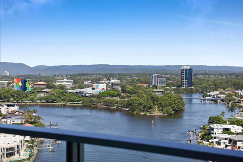 Avalon Apartments - QStay - Accommodation Port Macquarie 1