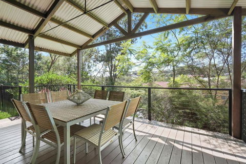 Avoca Beach Living - Accommodation Port Macquarie 0