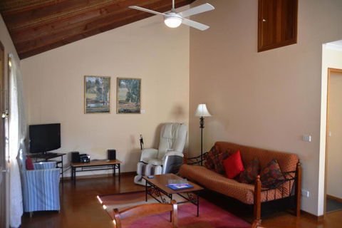 Avoca Cottages VICTORIA - Accommodation Port Macquarie 3