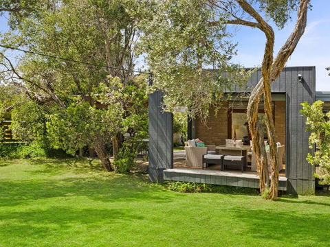 Avonlea Sorrento Holiday House - Accommodation Port Macquarie 0