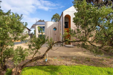 Axbridge - Accommodation Port Macquarie 0