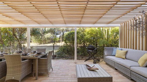 Azure - Accommodation Port Macquarie 3