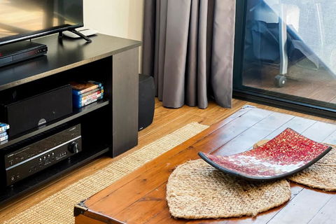 Architecturally Designed Nature Lovers Delight - Accommodation Port Macquarie 3
