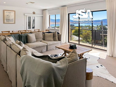 Avalon - Accommodation Port Macquarie 0