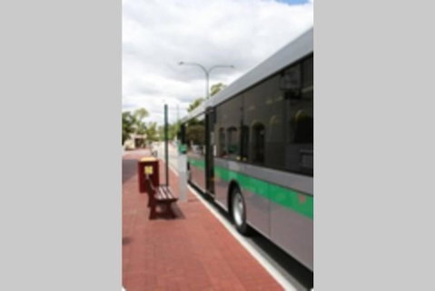 B7 Crawley Apartment 1 BRM & Sleepout Near UWA - Accommodation Port Macquarie 3