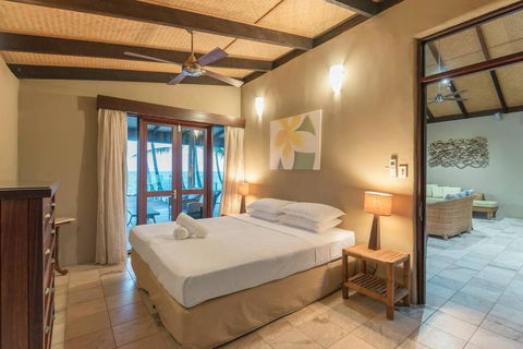 BALA Beach House On ABSOLUTE Beachfront - Accommodation Port Macquarie 4