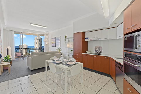 Chevron Renaissance Ocean View - Accommodation Port Macquarie 13