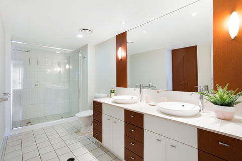 Chevron Renaissance Ocean View - Accommodation Port Macquarie 3