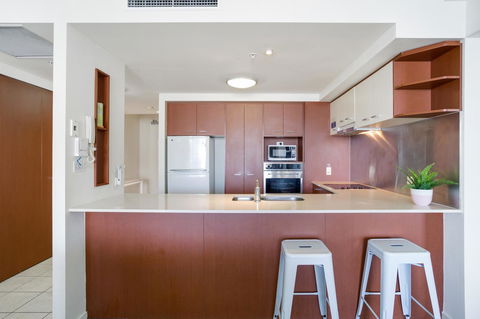 Chevron Renaissance Ocean View - Accommodation Port Macquarie 7