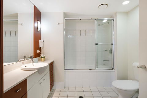 Chevron Renaissance Ocean View - Accommodation Port Macquarie 5