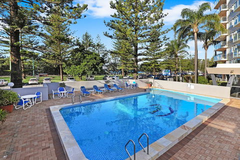 Pacific Regis Beachfront Holiday Apartments - Accommodation Port Macquarie 4