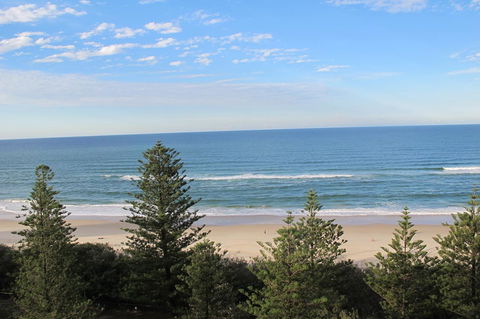 Pacific Regis Beachfront Holiday Apartments - Accommodation Port Macquarie 11