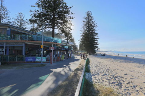 Pacific Regis Beachfront Holiday Apartments - Accommodation Port Macquarie 17