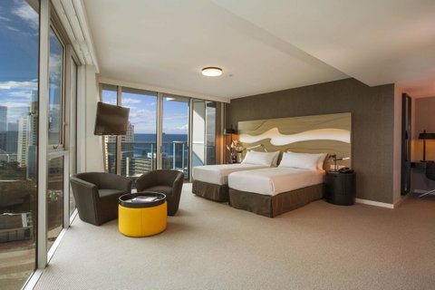 Hilton Surfers Paradise Hotel & Residences - Accommodation Port Macquarie 8
