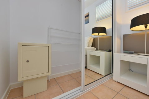 Port Douglas Apartments - Adults Only Oasis - Accommodation Port Macquarie 13