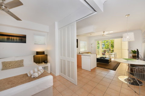 Port Douglas Apartments - Adults Only Oasis - Accommodation Port Macquarie 30