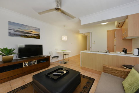 Port Douglas Apartments - Adults Only Oasis - Accommodation Port Macquarie 23