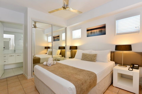 Port Douglas Apartments - Adults Only Oasis - Accommodation Port Macquarie 29