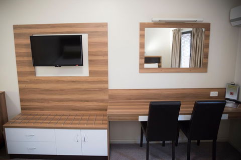 Charleville Motel - Accommodation Port Macquarie 10