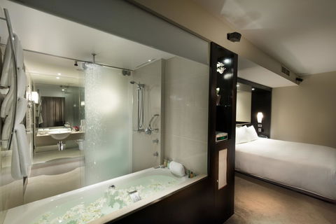 Hilton Cairns - Accommodation Port Macquarie 19