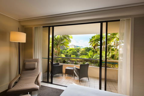 Hilton Cairns - Accommodation Port Macquarie 10