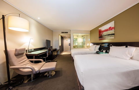 Hilton Cairns - Accommodation Port Macquarie 11