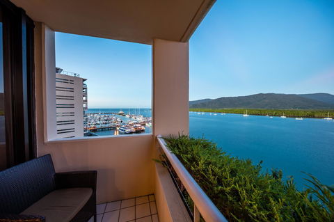 Hilton Cairns - Accommodation Port Macquarie 30