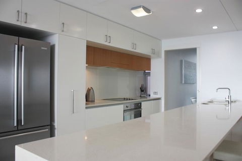 Private Seaview Apartment At Peninsula - Airlie Beach - Accommodation Port Macquarie 2