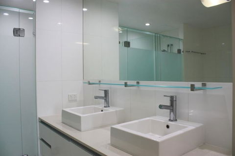Private Seaview Apartment At Peninsula - Airlie Beach - Accommodation Port Macquarie 6
